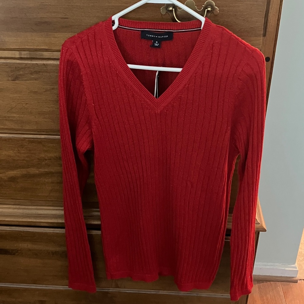 Tommy Hilfiger Women's Vibrant Red V-Neck Sweater